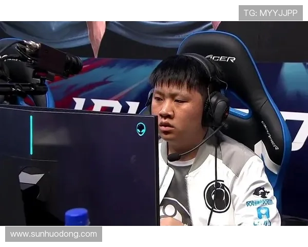 IG战队状态引发热议玩家表现与战术调整成焦点讨论